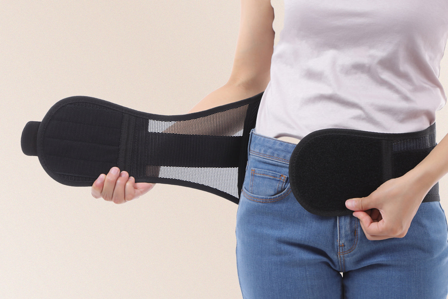 Step 2: bind it between waist and pelvis